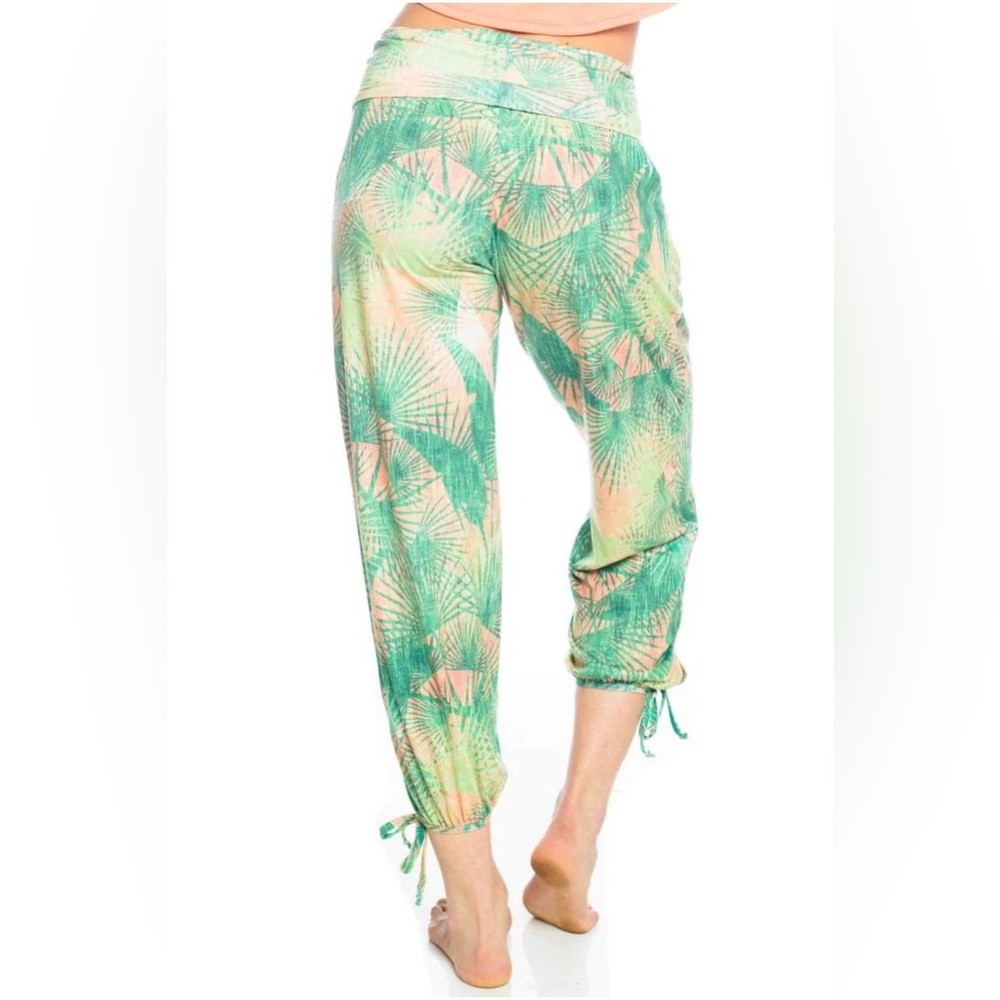 Onzie Gypsy Pants Size SM